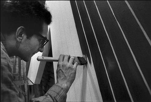 Frank Stella, le maître d'impression de l'expressionniste abstrait